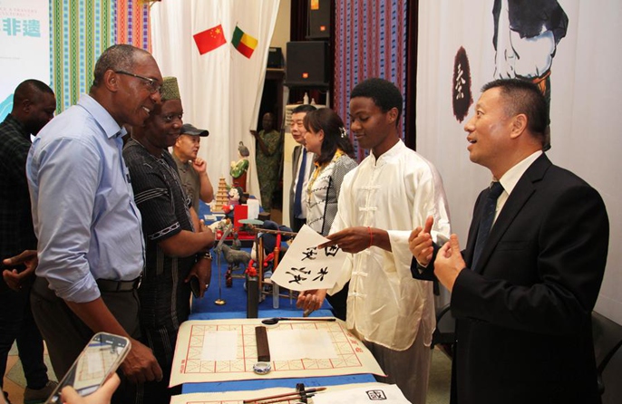 Shughuli ya kitamaduni yaonyesha urithi wa mji wa Xi'an wa China kwa watu wa Benin